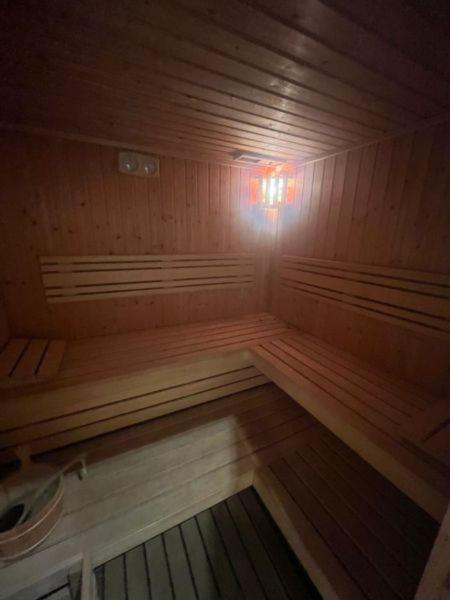 Lesny Zakatek Bed & Breakfast Смардзевице Екстериор снимка