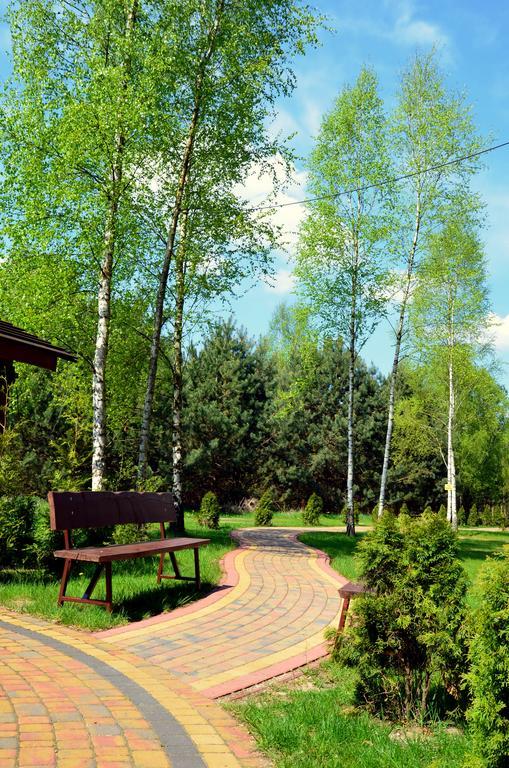 Lesny Zakatek Bed & Breakfast Смардзевице Екстериор снимка