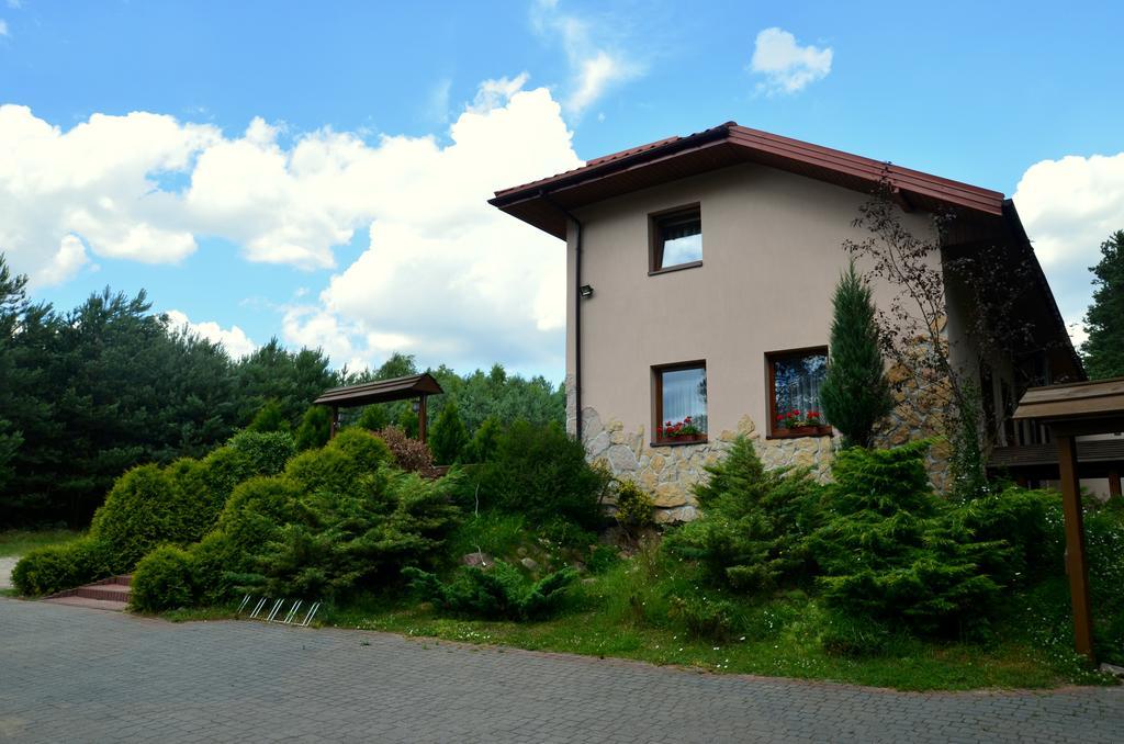 Lesny Zakatek Bed & Breakfast Смардзевице Екстериор снимка