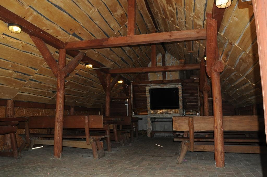 Lesny Zakatek Bed & Breakfast Смардзевице Екстериор снимка